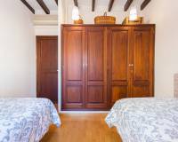 2 rooms and bath for rent in Palma De Mallorca-estate agents in Mallorca