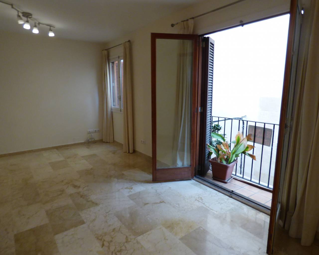 3 Bedroom apartment in rent in Palma,Mallorca