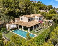 Mediterranean Estate for Sale in Camp de Mar, Mallorca
